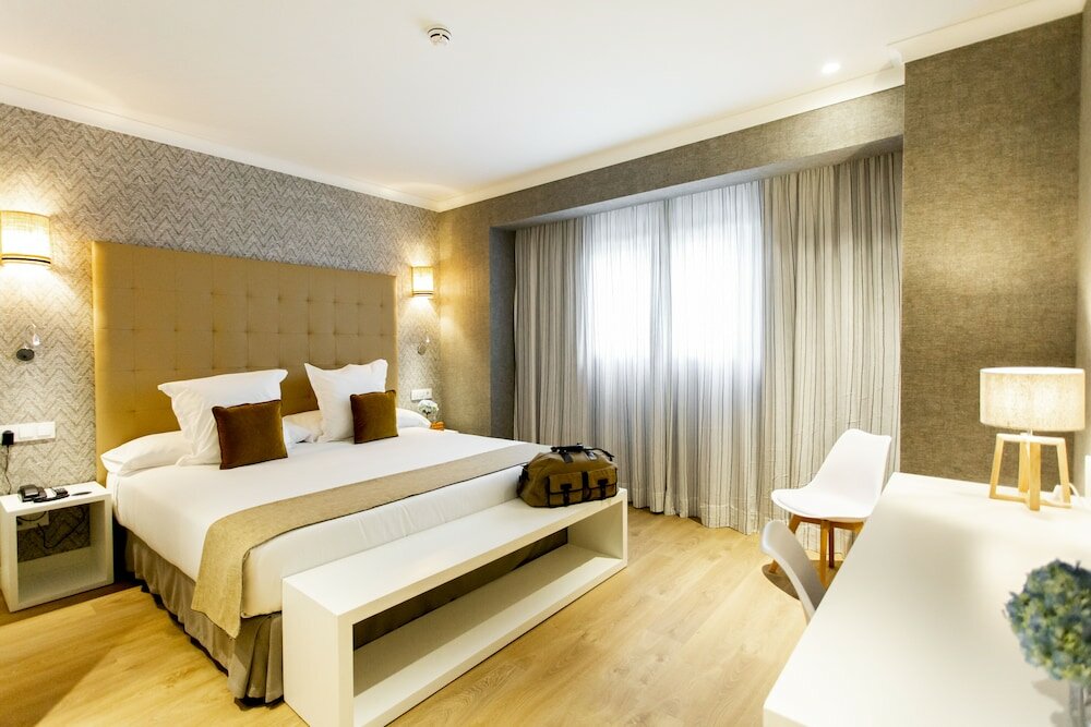 Фото Hotel Pax Guadalajara