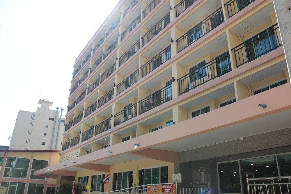 Фото A. A. Pattaya Golden Beach Hotel