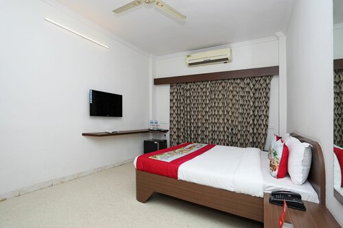Гостиница Oyo 10671 Hotel Sai Prem в Нашике