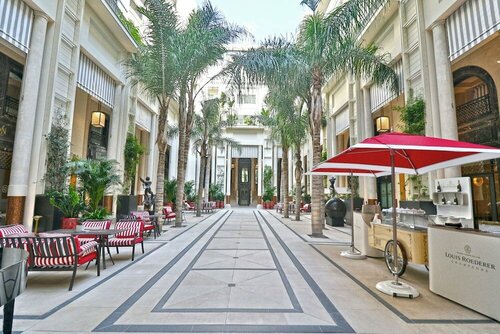 Гостиница Hotel de Paris Monte-Carlo в Бозолее