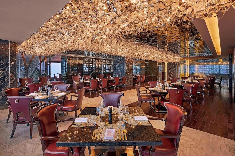 Фото Renaissance Dhaka Gulshan Hotel