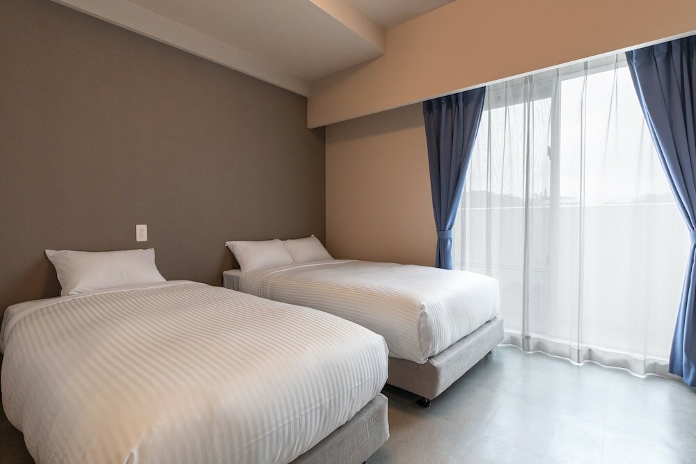 Фото Mr. Kinjo in Grand Blue Chatan