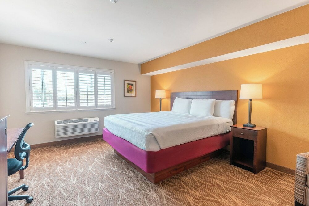 Фото Governors Inn Hotel