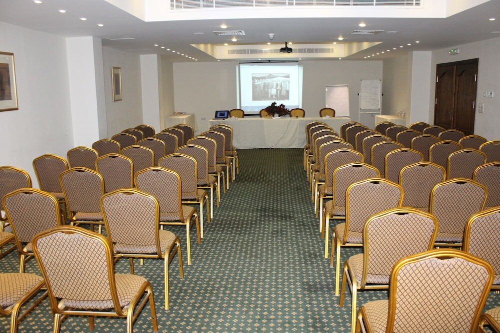Фото Grand Madaba Hotel