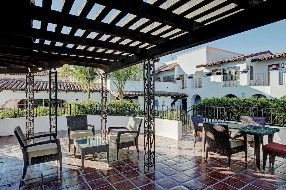 Фото Triada Palm Springs, Autograph Collection by Marriott