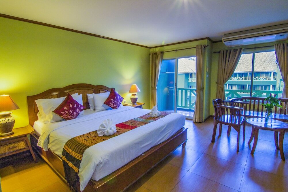 Фото Phuphaya Resort