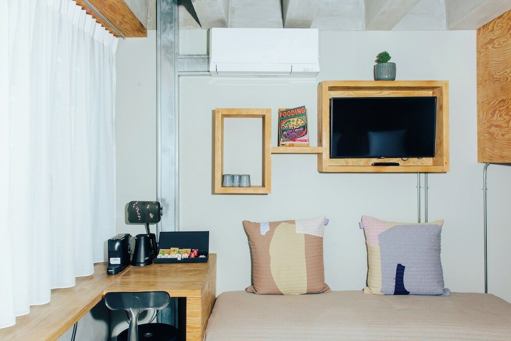 Фото Jam Hotel