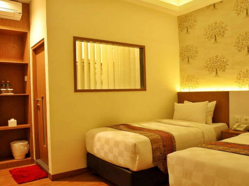 Фото Deivan Hotel