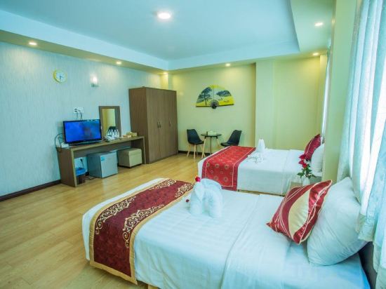 Фото Golden Gate China Town Hotel