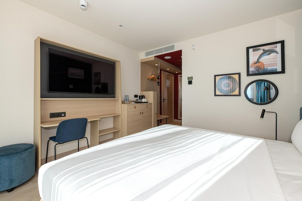 Фото Hampton by Hilton Batumi Center