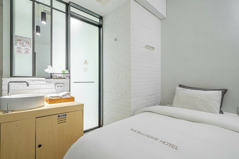 Фото Yongin Army Boutique