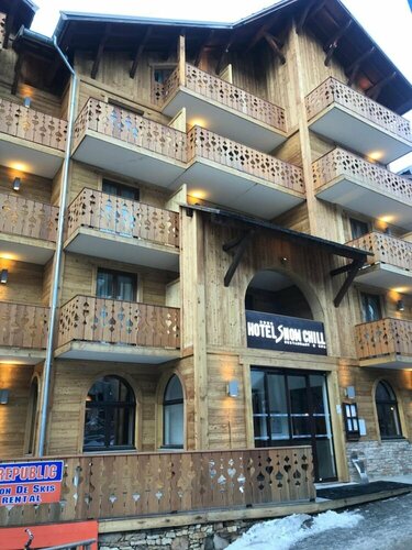 Гостиница Hotel Snow Chill в Барселоннете