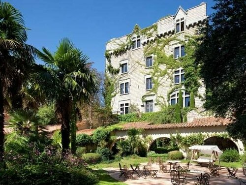 Гостиница Château de Riell в Праде