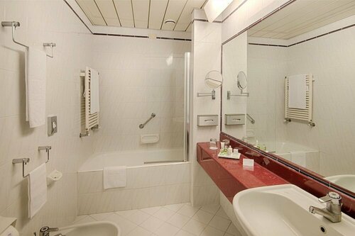 Гостиница Nh Ancona в Анконе