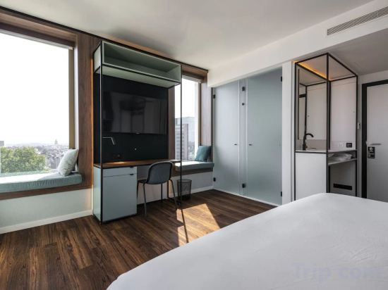 Фото A STAY Antwerp