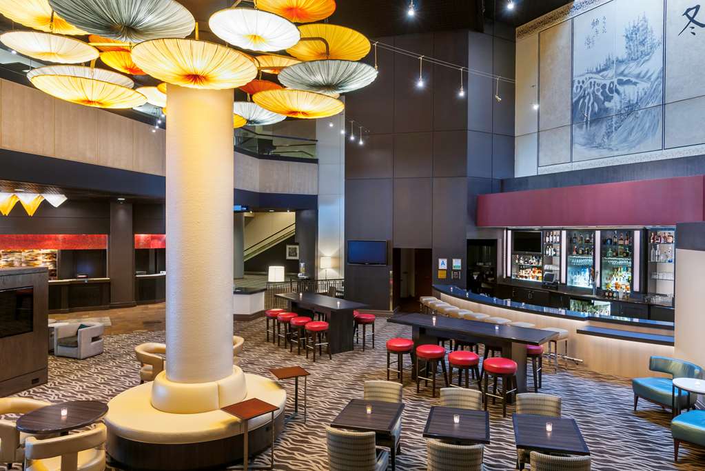 Фото DoubleTree by Hilton Hotel Los Angeles Downtown