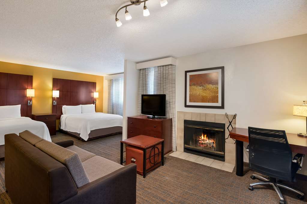 Фото SenS Suites Livermore, SureStay Collection by Best Western