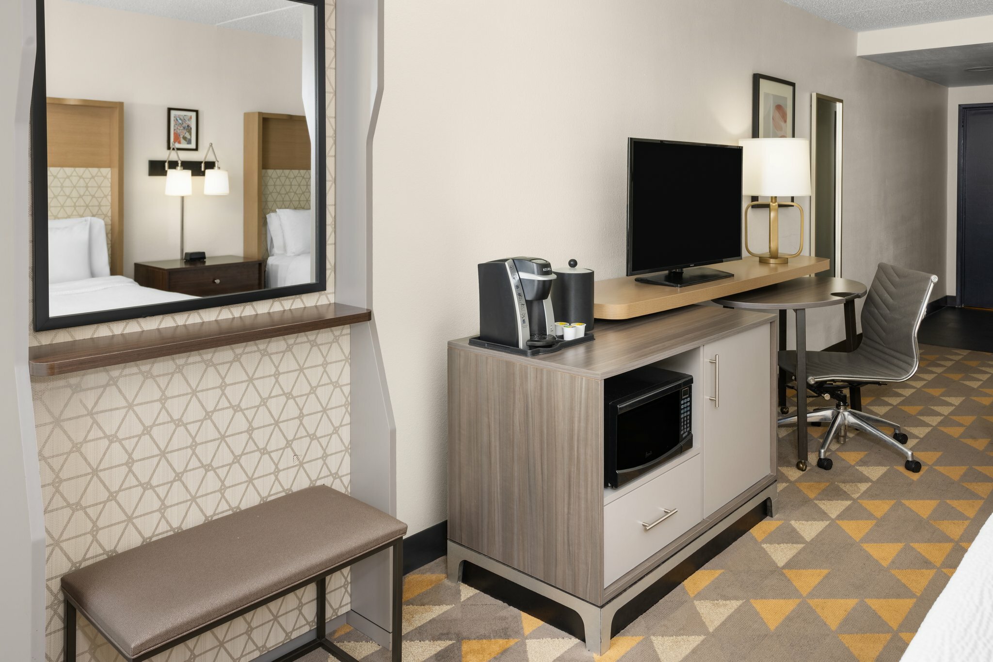 Фото Holiday Inn Morgantown - Reading Area, an Ihg Hotel