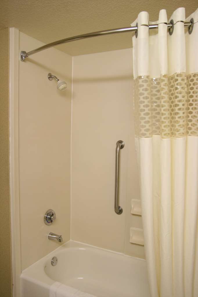 Фото Hampton Inn San Marcos, Ca