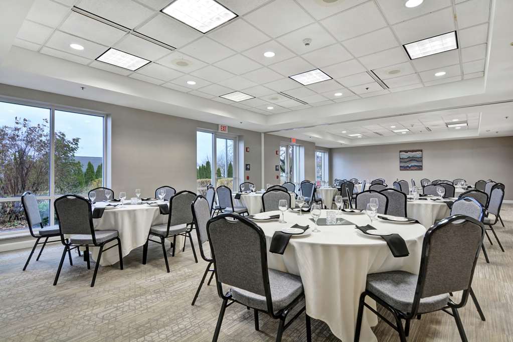 Фото Hilton Garden Inn Appleton/Kimberly
