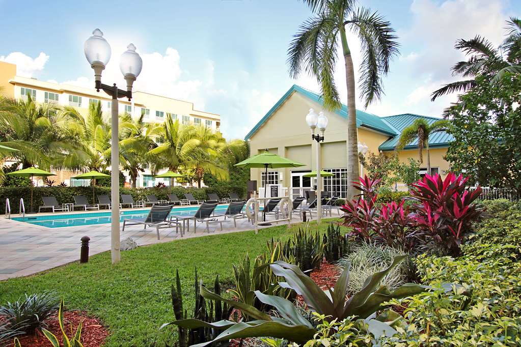 Фото Homewood Suites by Hilton Miami Airport West