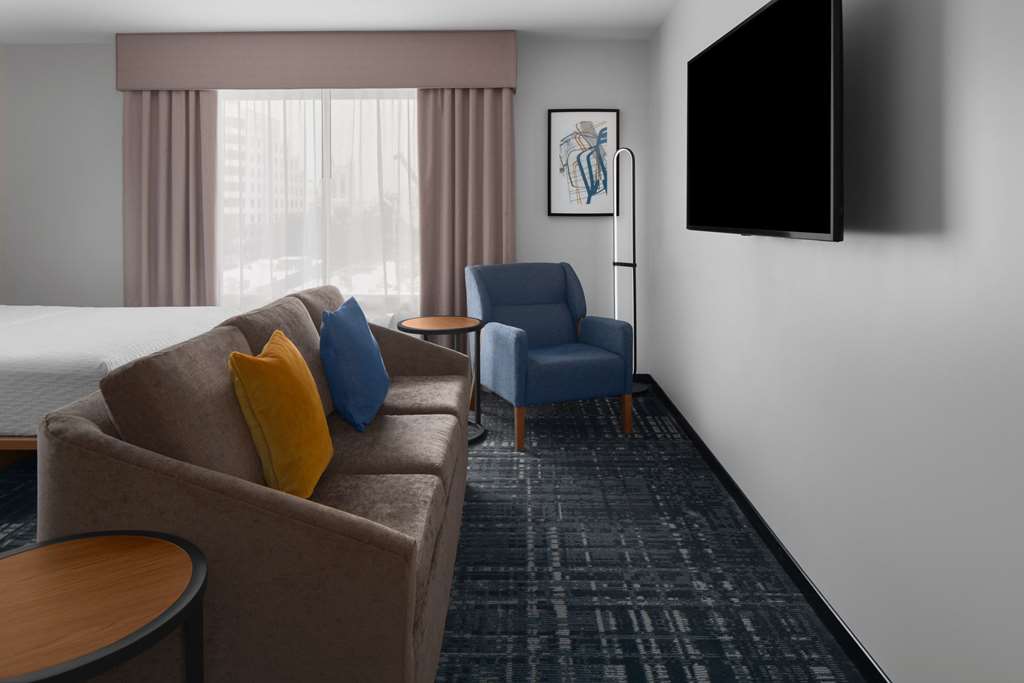 Фото Homewood Suites by Hilton Charlotte Uptown First Ward