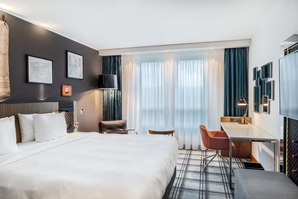 Фото Radisson Blu Hotel, Karlsruhe