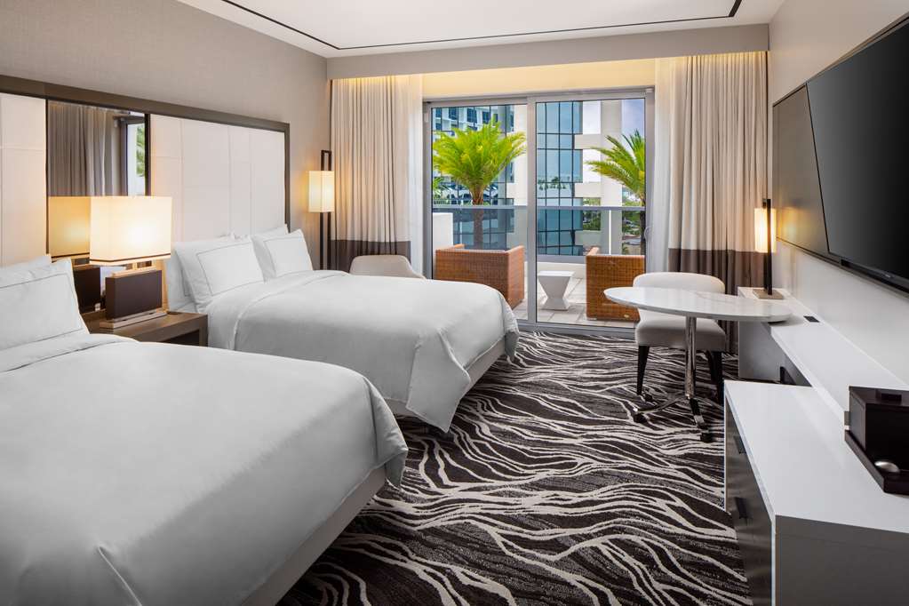 Фото Hilton Aventura Miami