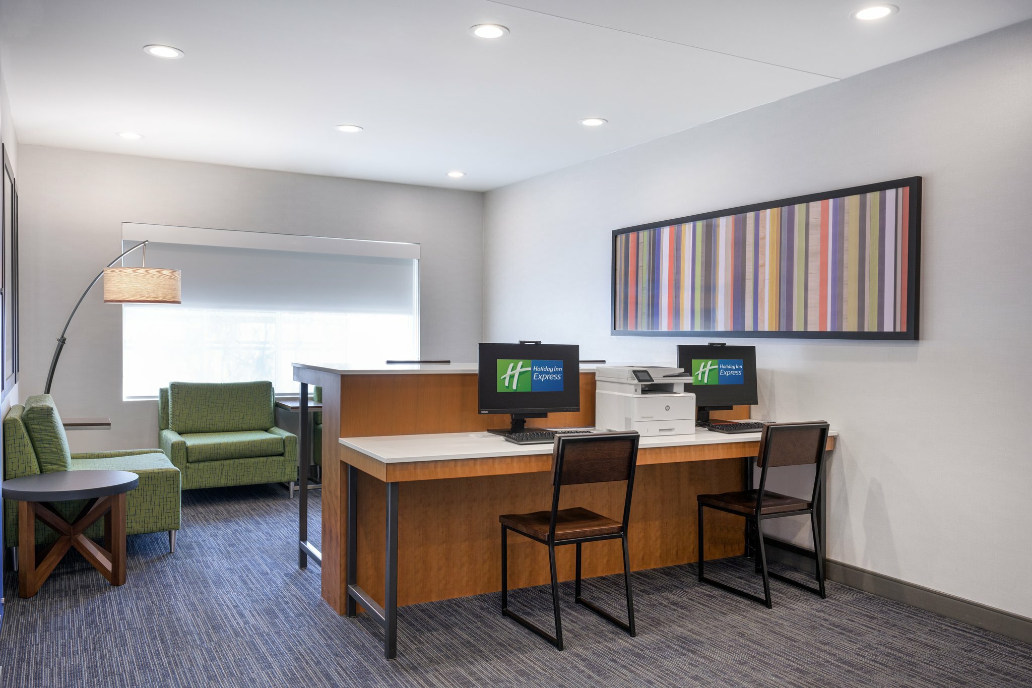 Фото Holiday Inn Express & Suites Phoenix East - Gilbert, an Ihg Hotel