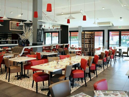 Гостиница Ibis Styles Segre в Сегре