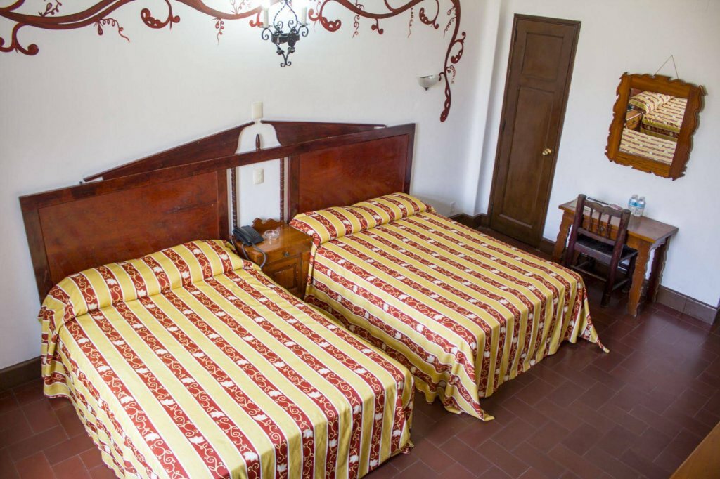 Hotel Hotel Colonial, Manzanillo, photo