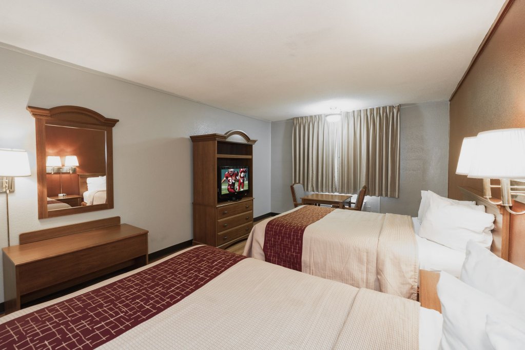 Фото Red Roof Inn Meridian