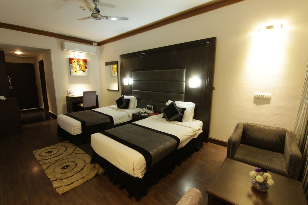 Фото Dal Lake Resort