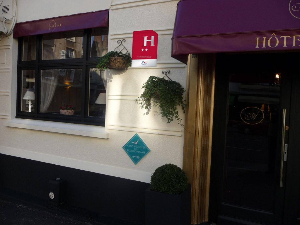 Фото отеля 1