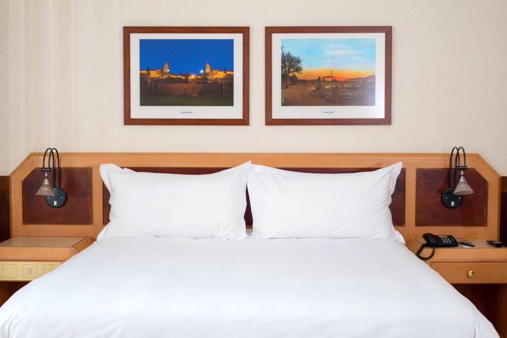 Фото Sierra Burgers Park Hotel