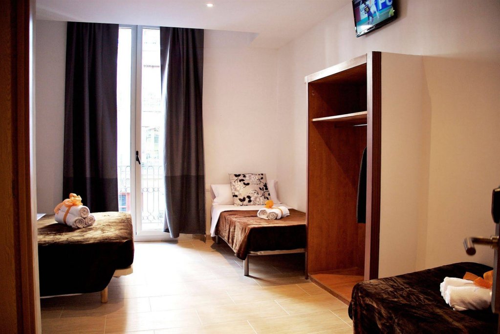 Фото Hostal Colkida
