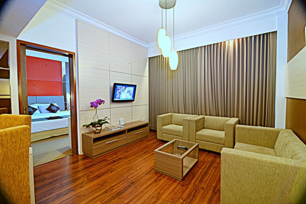 Фото Grand Inna Tunjungan