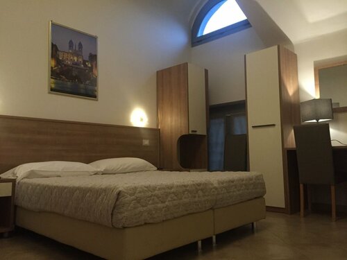 Гостиница Hotel Montecarlo в Милане