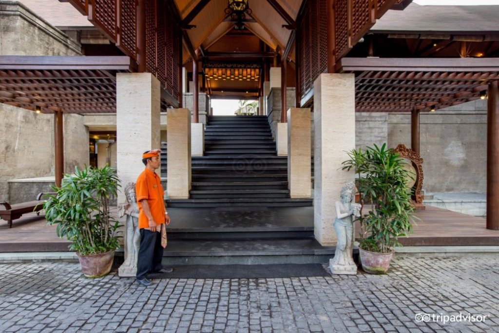 Фото Grand Balisani Suites