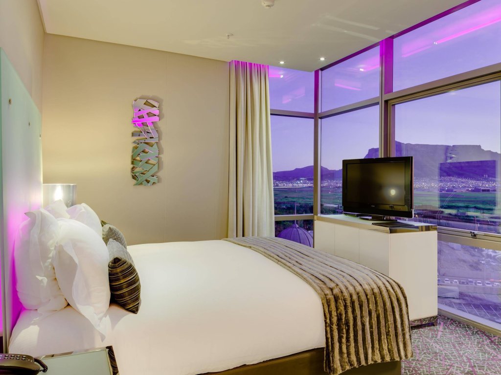 Фото Cape Town Marriott Crystal Towers