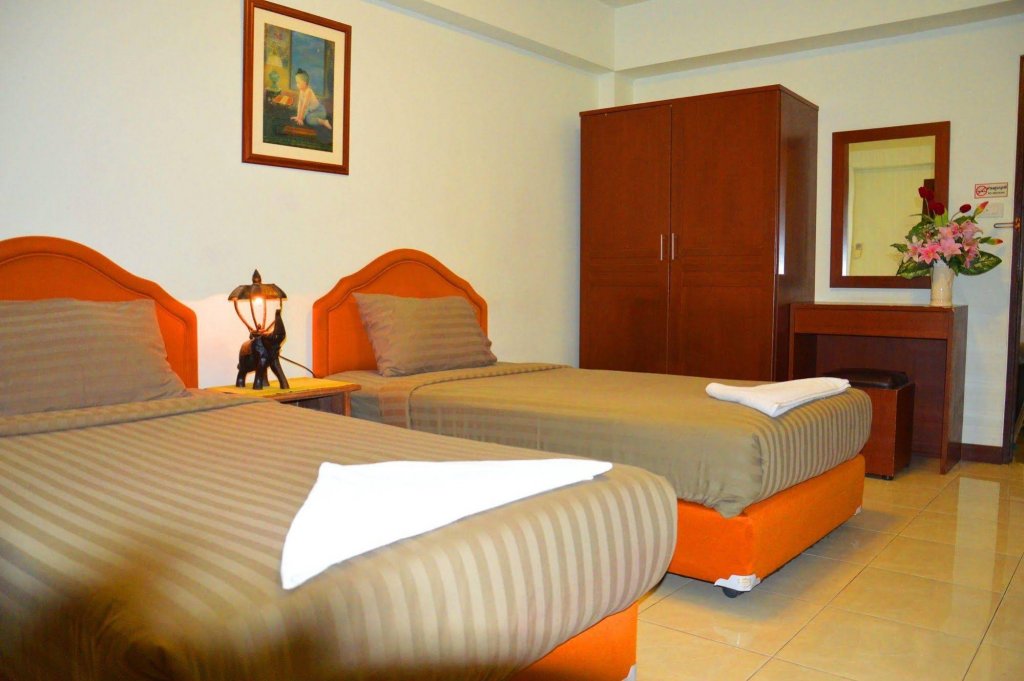 Фото Silver Gold Garden Suvarnabhumi Airport Hotel