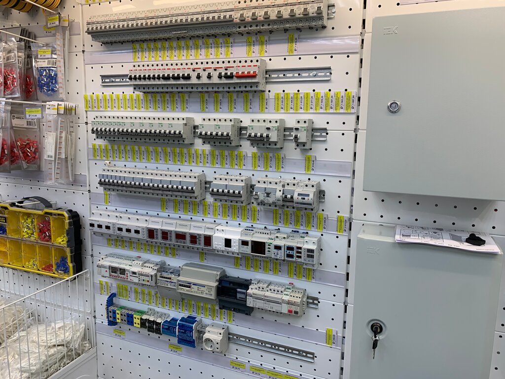 220 Розеток Магазин
