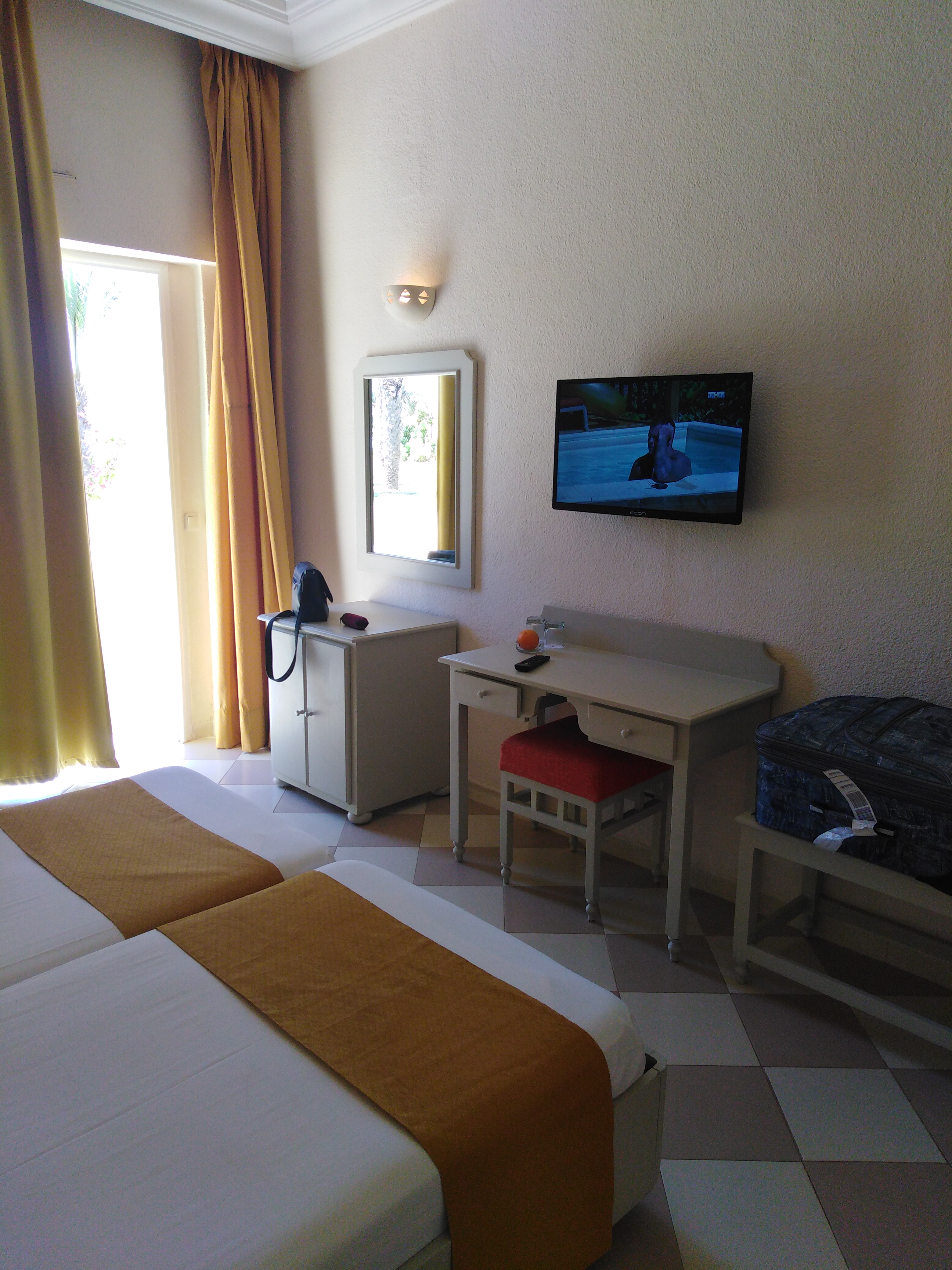 Фото Zephir Hotel & SPA