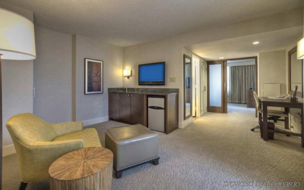 Фото DoubleTree by Hilton Washington Dc - Crystal City