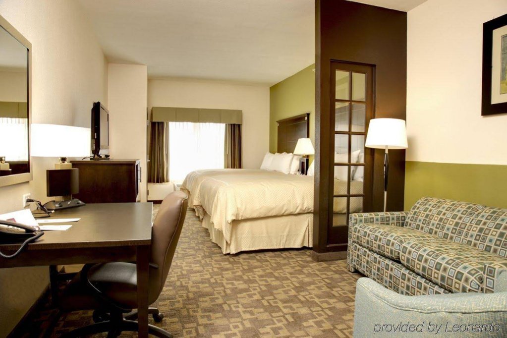 Фото Comfort Suites Lake City