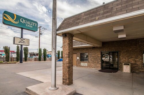 Гостиница Quality Inn & Suites Near White Sands National Monument