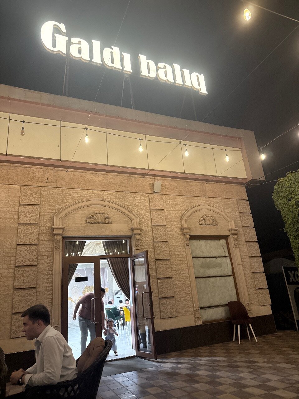 Porno veb-kamera eshak qimirlatib