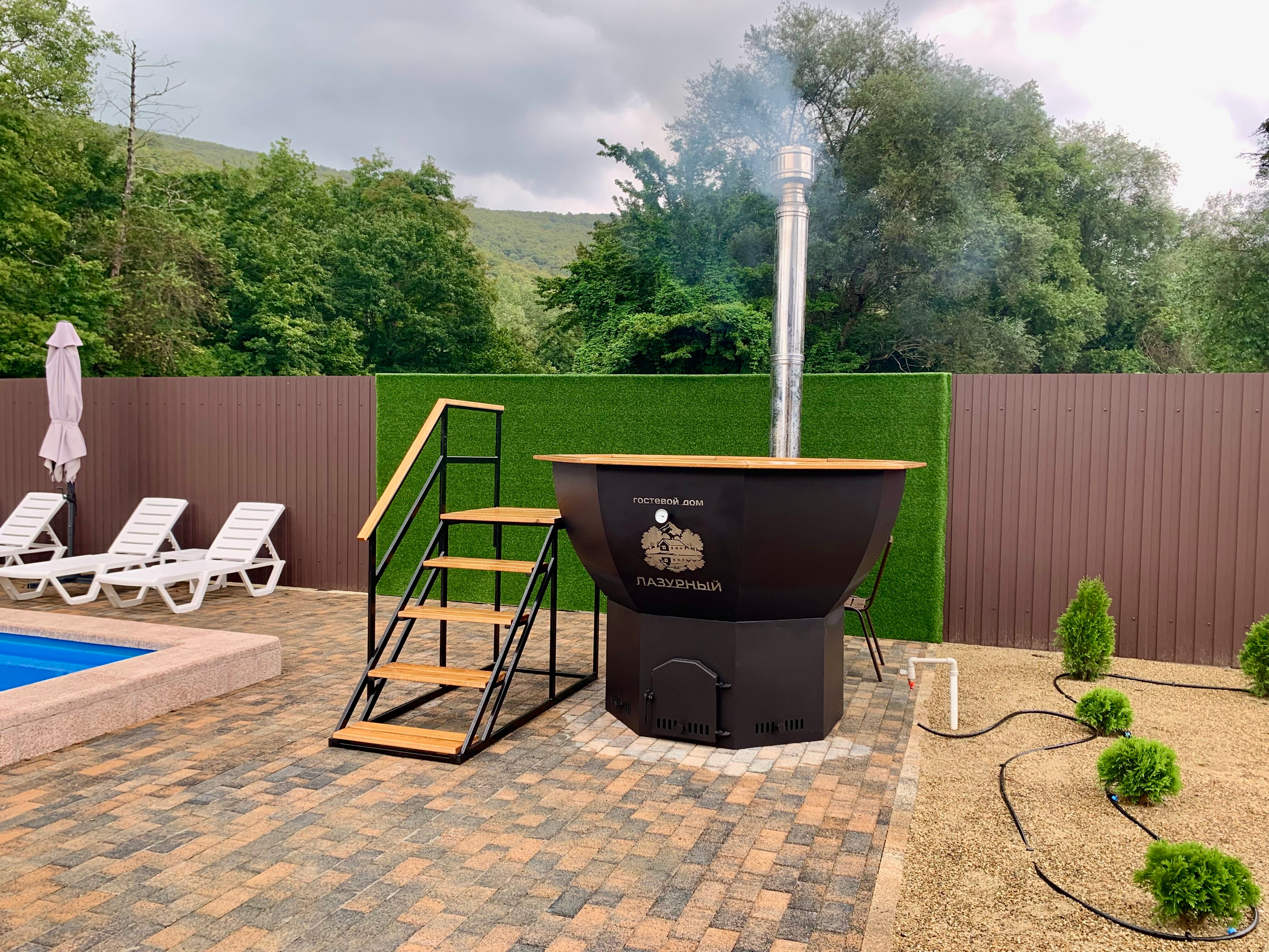 Фото Лазурный