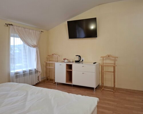 Внешний вид отеля Азимут 90 в Кирове, фото 3