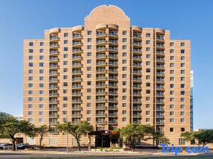 Гостиница DoubleTree Suites by Hilton Hotel Austin